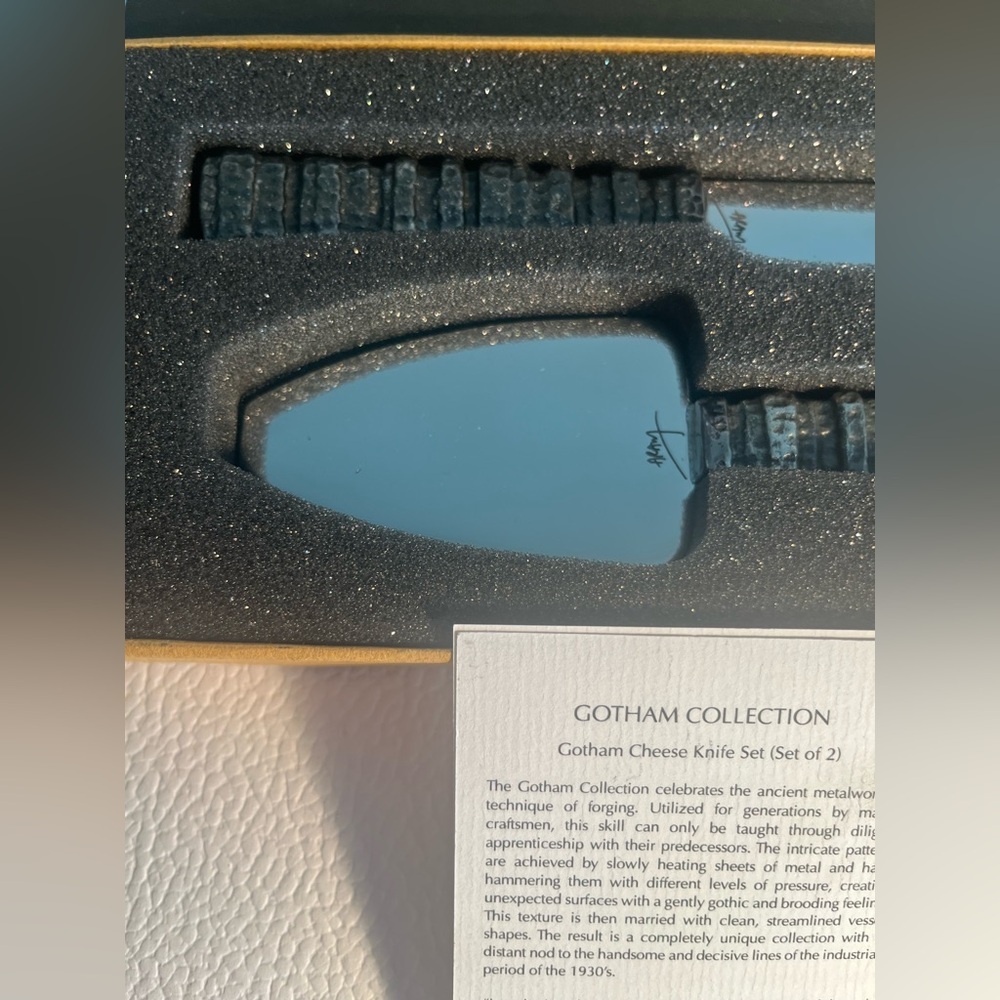 Michael Aram Black Cheese Knife Set - the Gotham collection - Picture 5 of 7